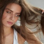 Jak pielęgnować włosy wysokoporowate?